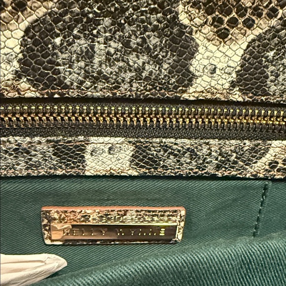 Kelly Wynne designer Olive and Python Print Satchel - Picture 12 of 13